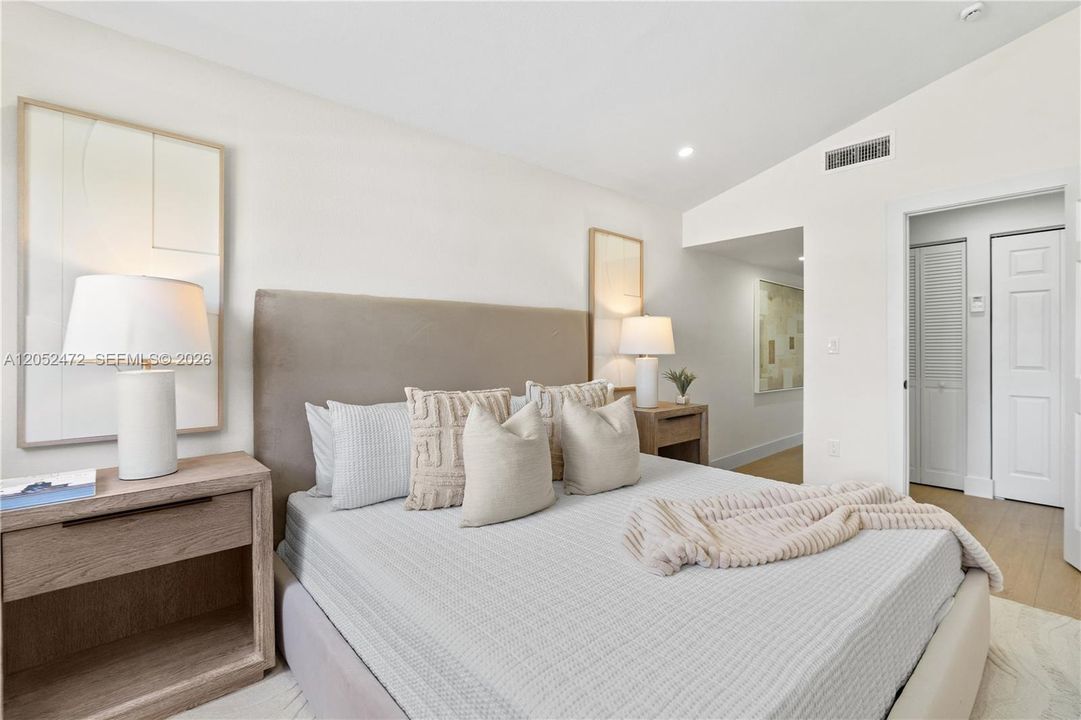 En Venta: $689,900 (3 camas, 2 baños, 0 Pies cuadrados)