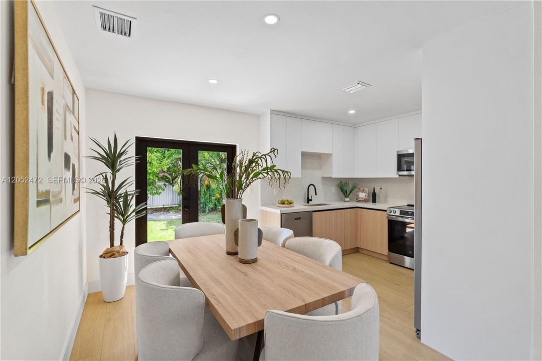 En Venta: $689,900 (3 camas, 2 baños, 0 Pies cuadrados)