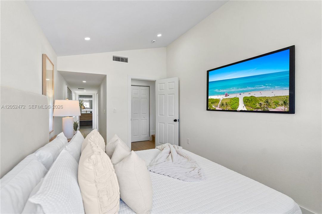 En Venta: $689,900 (3 camas, 2 baños, 0 Pies cuadrados)