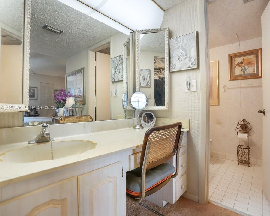 For Sale: $135,000 (2 beds, 2 baths, 1260 Square Feet)