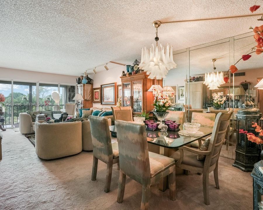 For Sale: $135,000 (2 beds, 2 baths, 1260 Square Feet)