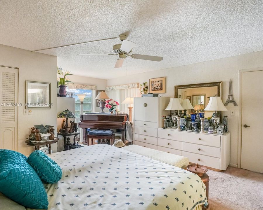 For Sale: $135,000 (2 beds, 2 baths, 1260 Square Feet)