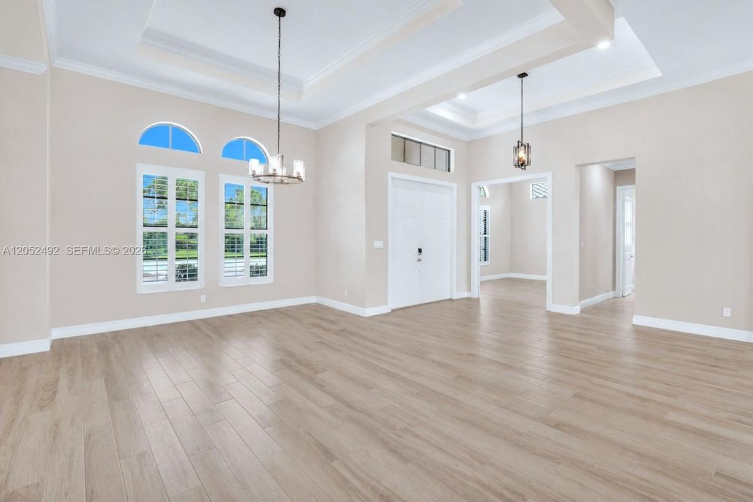 Active With Contract: $1,725,000 (4 beds, 4 baths, 4065 Square Feet)