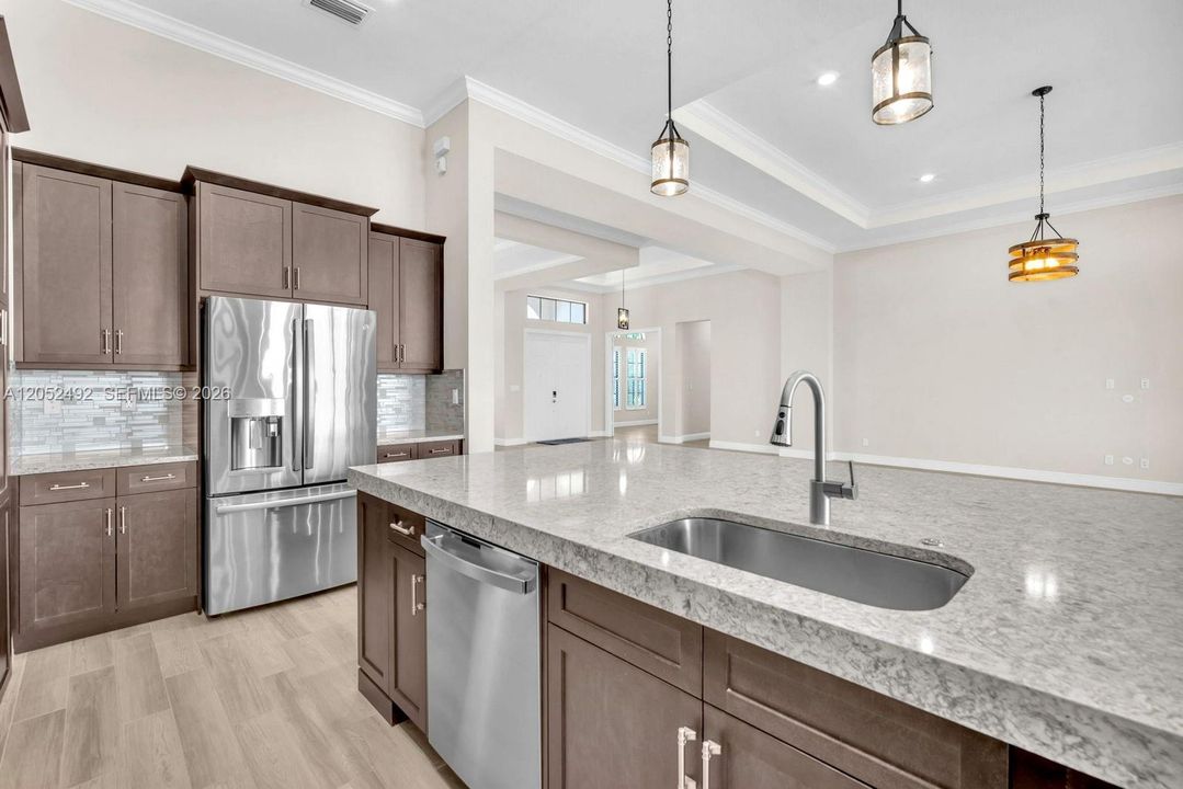 Active With Contract: $1,725,000 (4 beds, 4 baths, 4065 Square Feet)