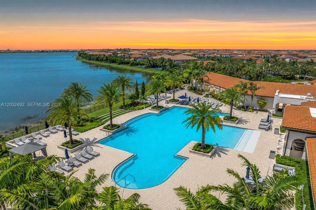 Active With Contract: $1,725,000 (4 beds, 4 baths, 4065 Square Feet)