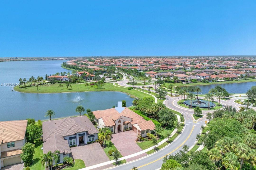 Active With Contract: $1,725,000 (4 beds, 4 baths, 4065 Square Feet)