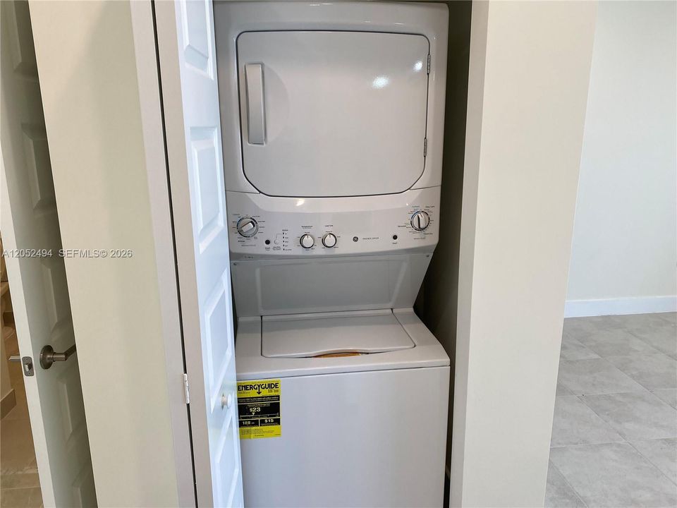 En Renta: $3,000 (3 camas, 2 baños, 1102 Pies cuadrados)