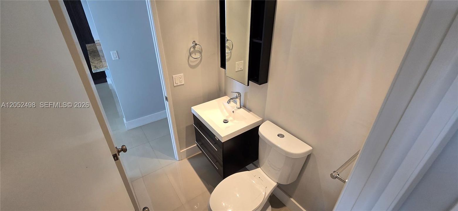 For Rent: $2,600 (1 beds, 2 baths, 768 Square Feet)