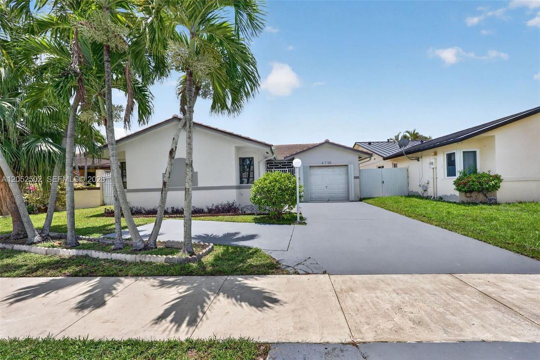 For Sale: $640,000 (3 beds, 2 baths, 1536 Square Feet)