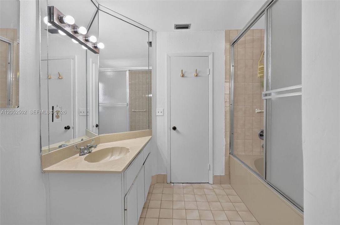 For Sale: $640,000 (3 beds, 2 baths, 1536 Square Feet)