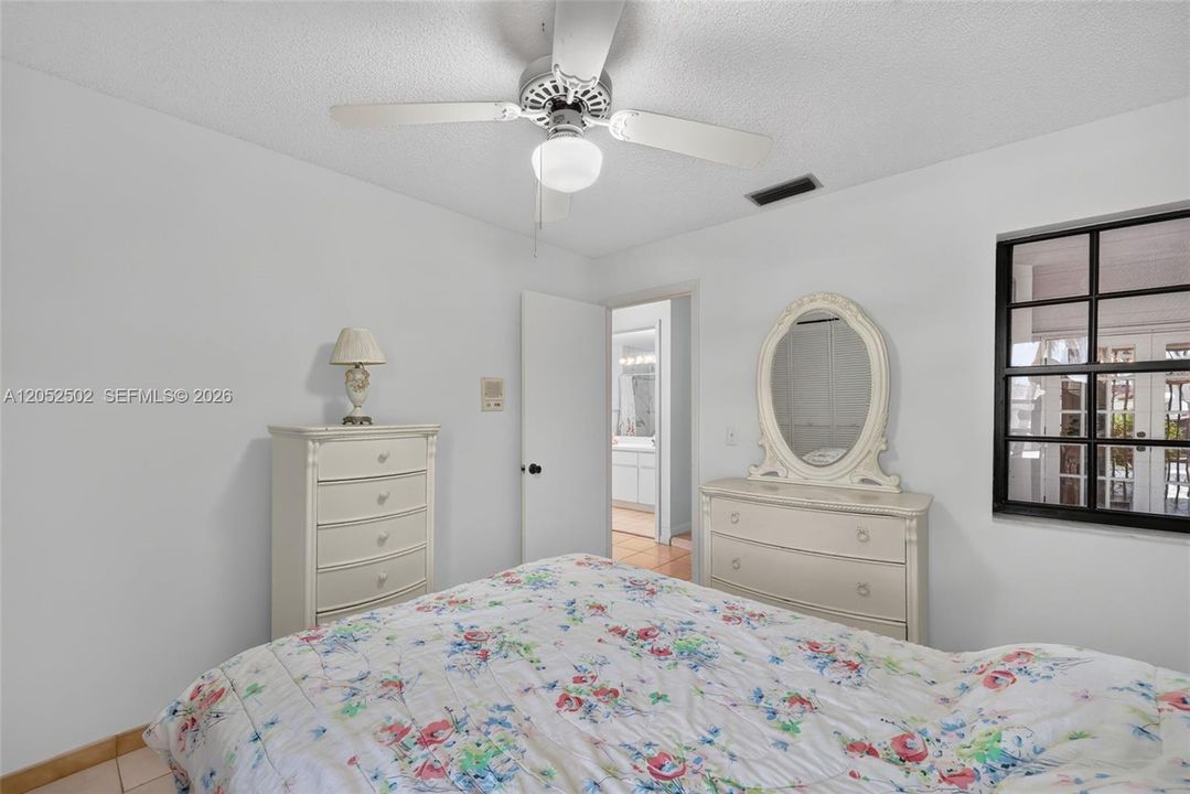 For Sale: $640,000 (3 beds, 2 baths, 1536 Square Feet)
