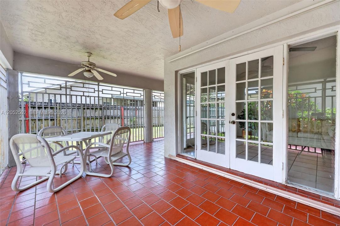 For Sale: $640,000 (3 beds, 2 baths, 1536 Square Feet)