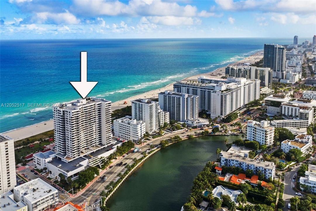 На продажу: $699,000 (2 спален, 2 ванн, 1005 Квадратных фут)