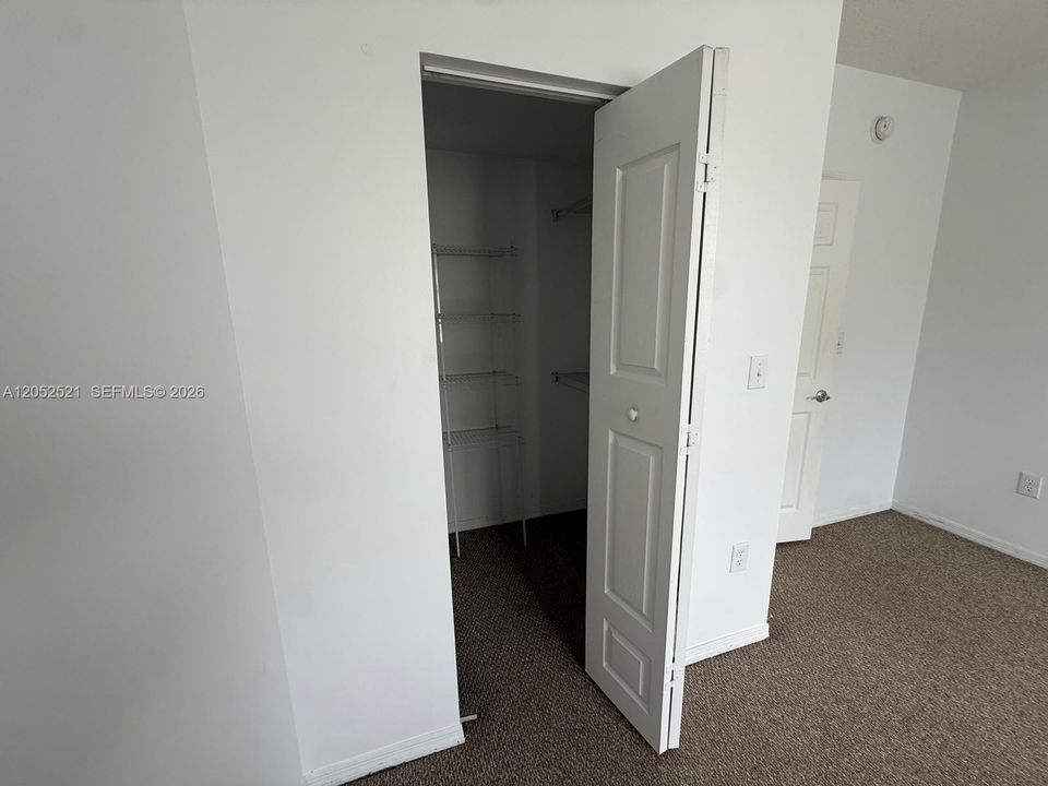 В аренду: $2,650 (2 спален, 2 ванн, 989 Квадратных фут)