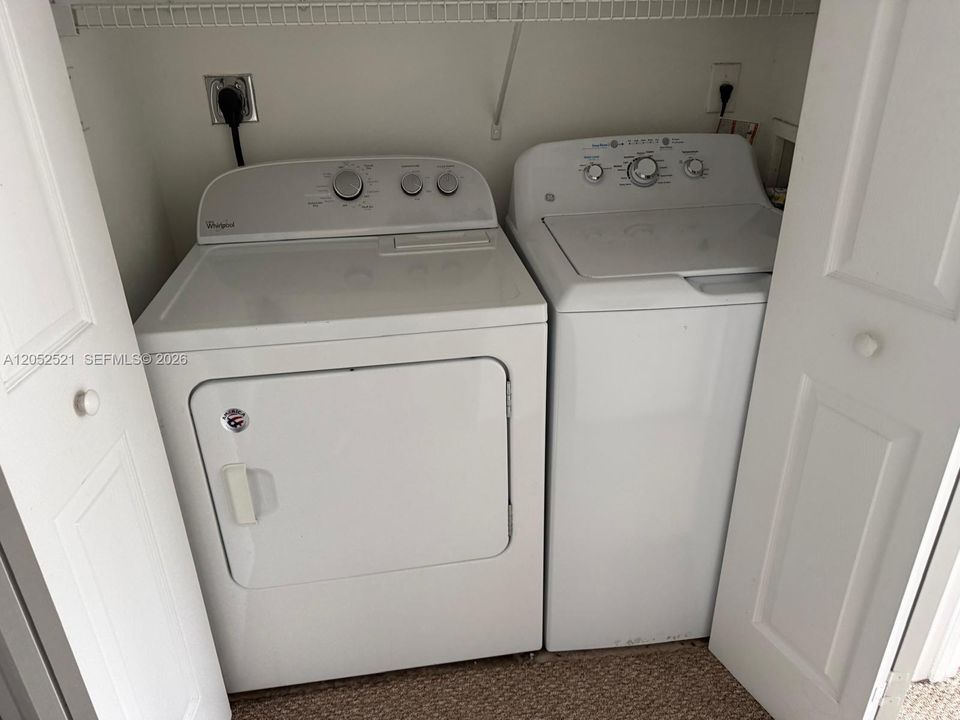 В аренду: $2,650 (2 спален, 2 ванн, 989 Квадратных фут)
