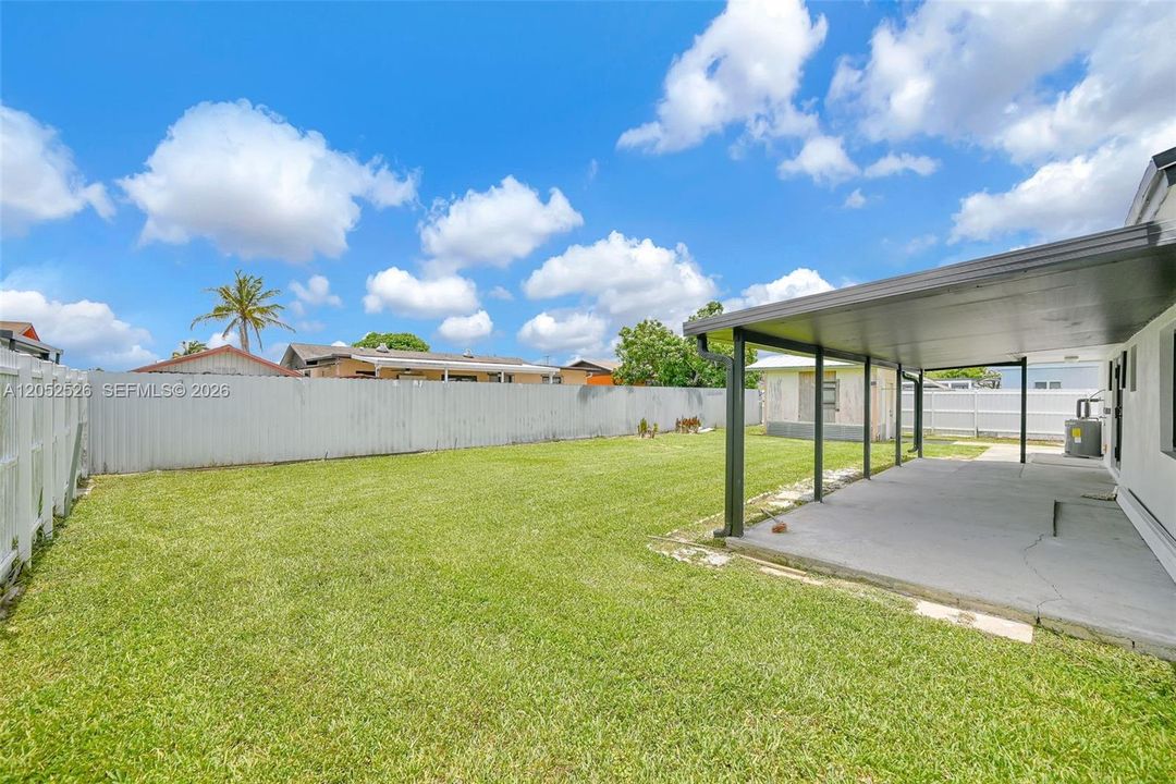 En Venta: $675,000 (3 camas, 2 baños, 1398 Pies cuadrados)