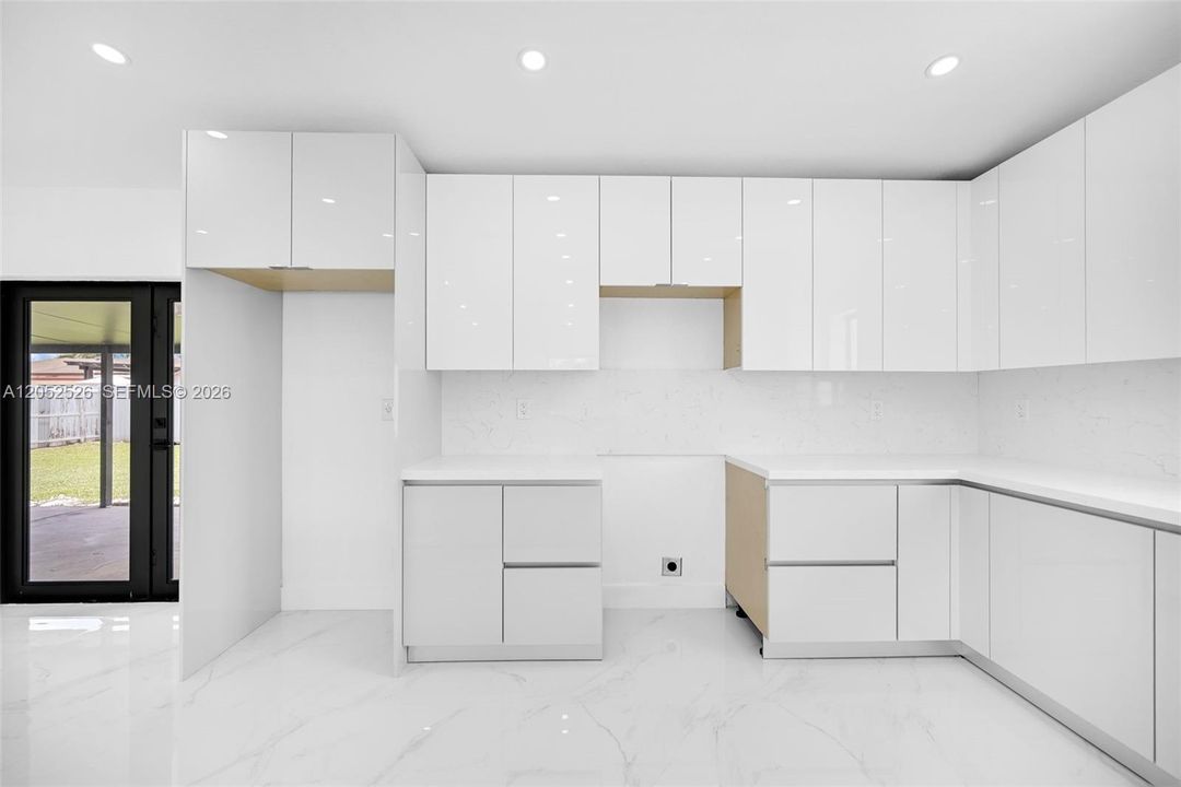 En Venta: $675,000 (3 camas, 2 baños, 1398 Pies cuadrados)