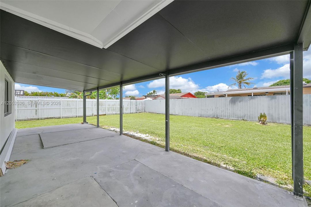 En Venta: $675,000 (3 camas, 2 baños, 1398 Pies cuadrados)
