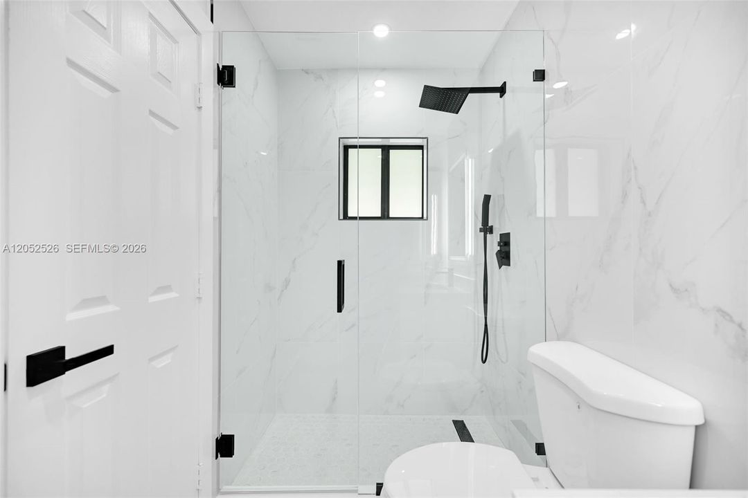 En Venta: $675,000 (3 camas, 2 baños, 1398 Pies cuadrados)