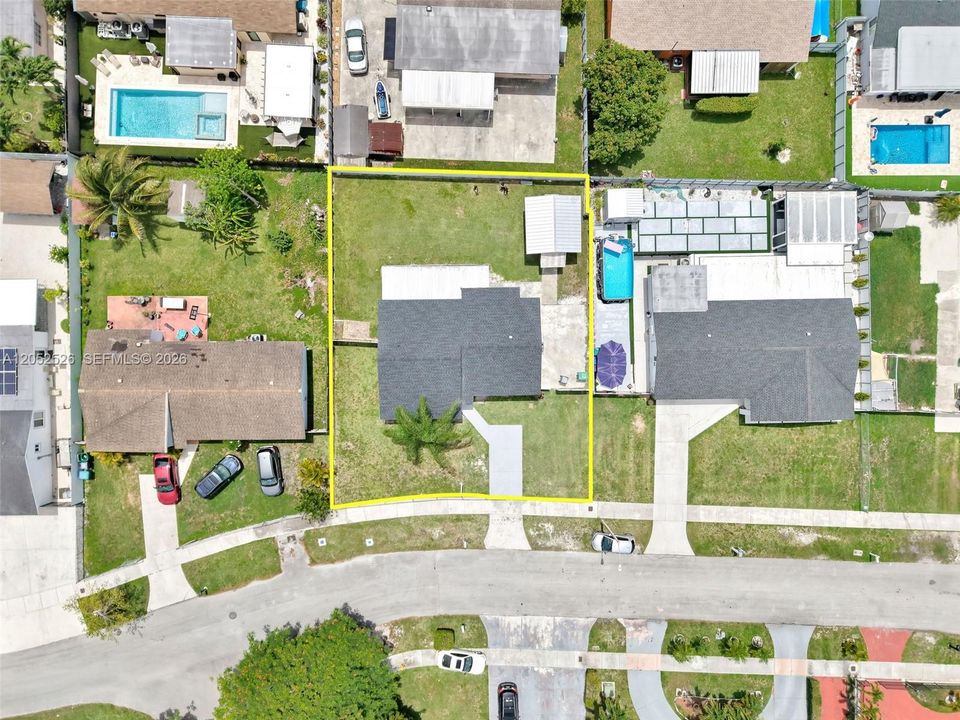 En Venta: $675,000 (3 camas, 2 baños, 1398 Pies cuadrados)