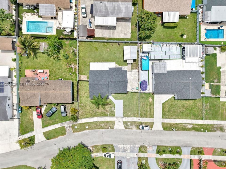 En Venta: $675,000 (3 camas, 2 baños, 1398 Pies cuadrados)