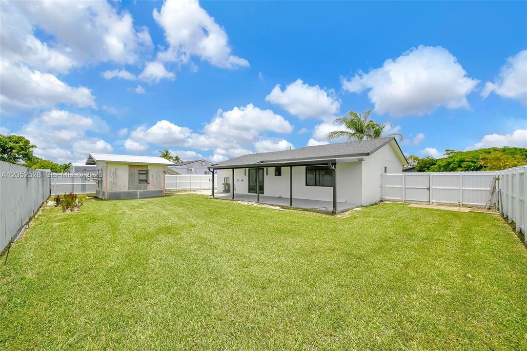 En Venta: $675,000 (3 camas, 2 baños, 1398 Pies cuadrados)