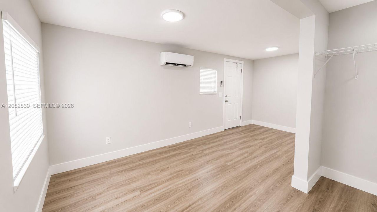 For Rent: $1,450 (0 beds, 1 baths, 6345 Square Feet)