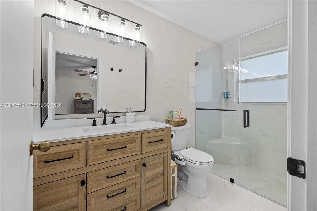 En Venta: $565,000 (2 camas, 2 baños, 1153 Pies cuadrados)