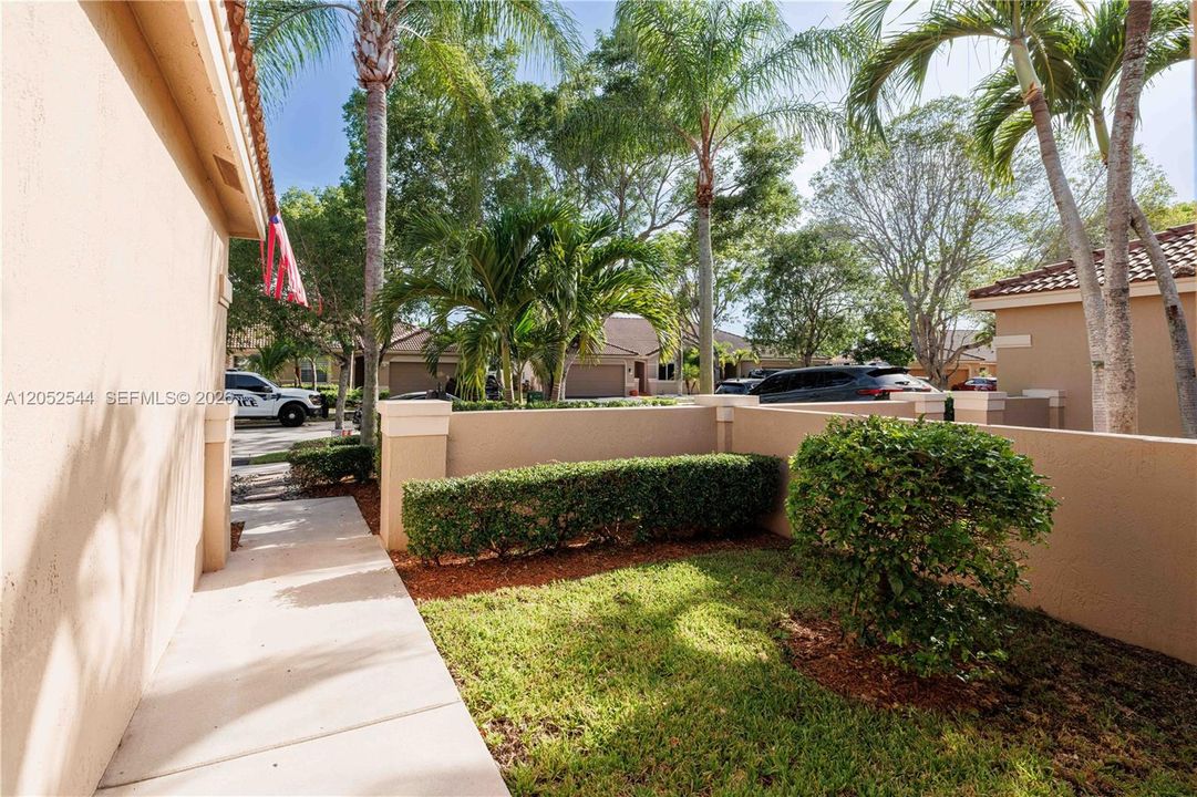 En Venta: $565,000 (2 camas, 2 baños, 1153 Pies cuadrados)
