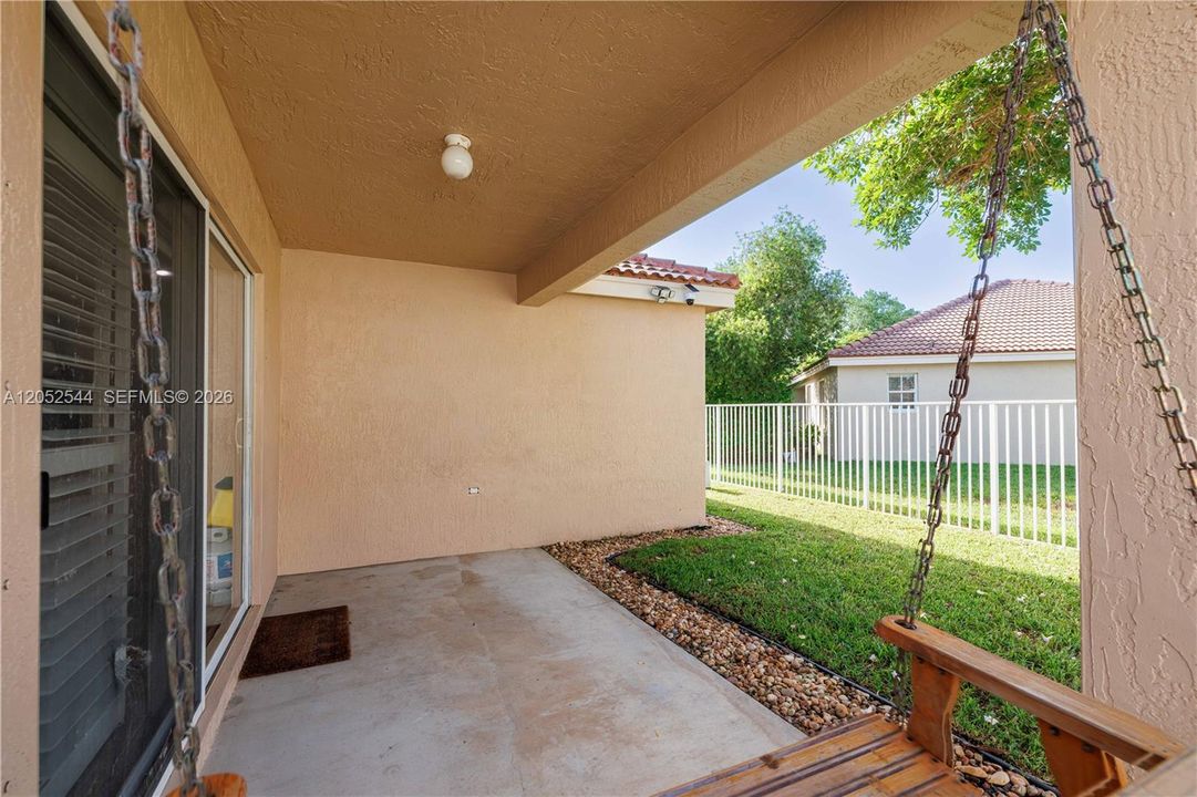 En Venta: $565,000 (2 camas, 2 baños, 1153 Pies cuadrados)