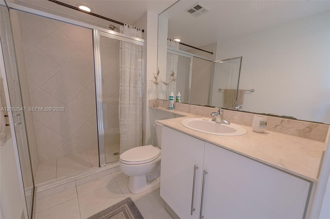 For Rent: $4,500 (2 beds, 2 baths, 1227 Square Feet)