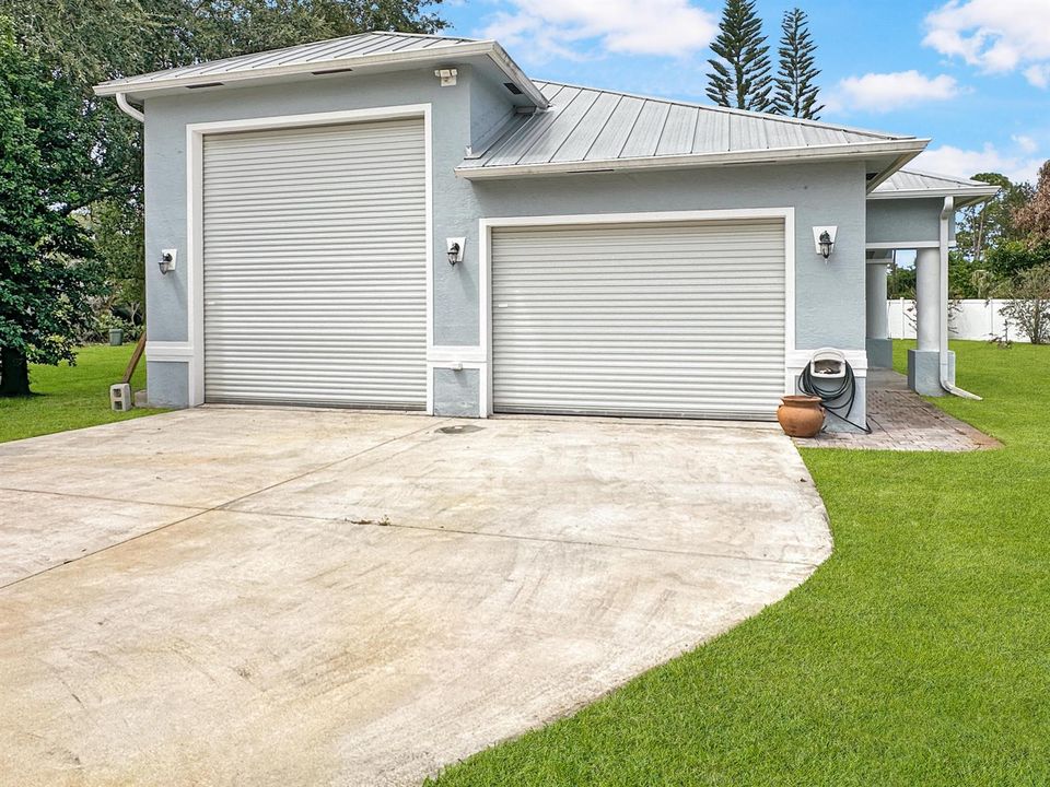 Detached Building