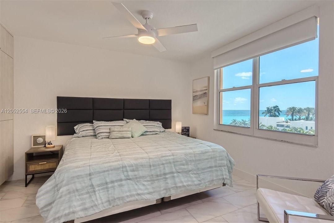 For Rent: $3,800 (2 beds, 2 baths, 835 Square Feet)