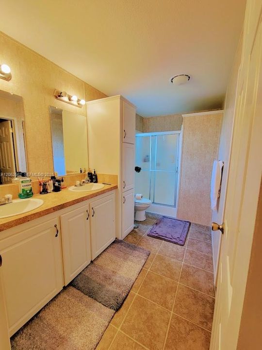 For Sale: $599,900 (2 beds, 2 baths, 0 Square Feet)