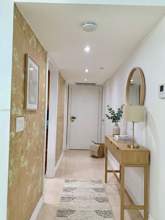 For Rent: $2,800 (1 beds, 1 baths, 800 Square Feet)