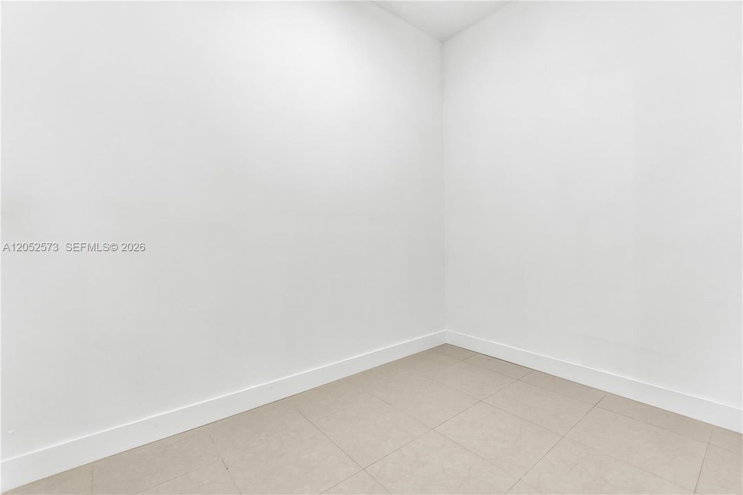 В аренду: $4,500 (3 спален, 4 ванн, 3679 Квадратных фут)
