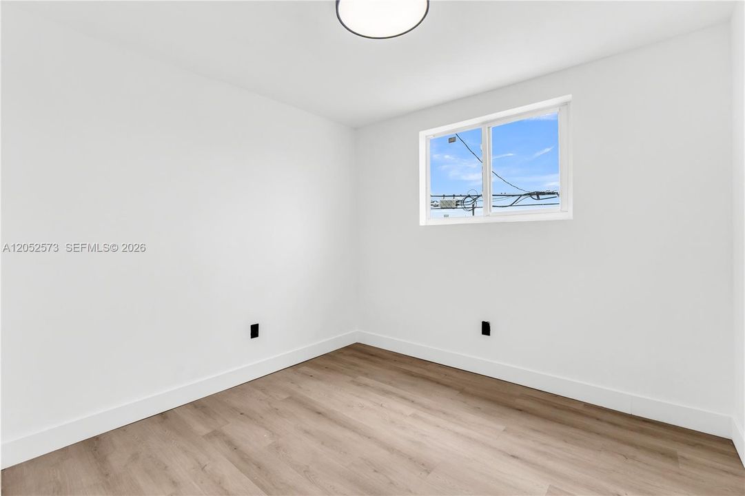 В аренду: $4,500 (3 спален, 4 ванн, 3679 Квадратных фут)