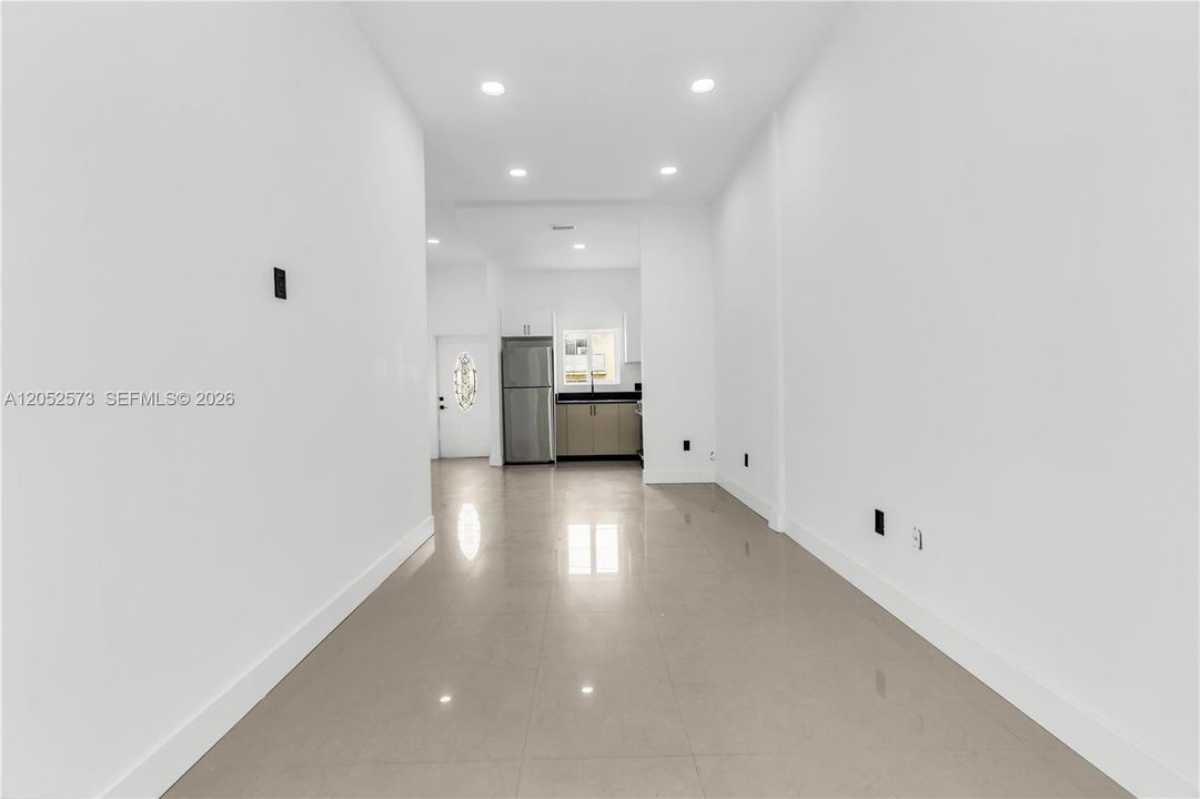 В аренду: $4,500 (3 спален, 4 ванн, 3679 Квадратных фут)