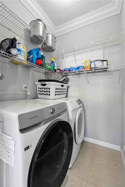 For Rent: $3,700 (3 beds, 2 baths, 1700 Square Feet)