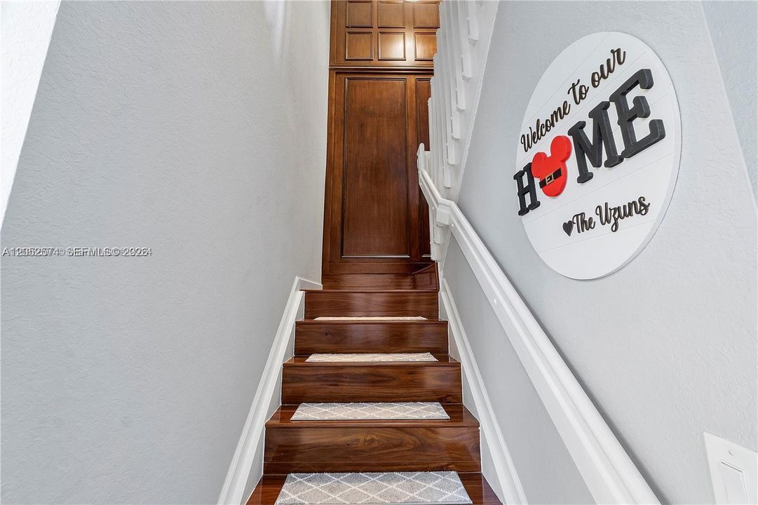 For Rent: $3,700 (3 beds, 2 baths, 1700 Square Feet)