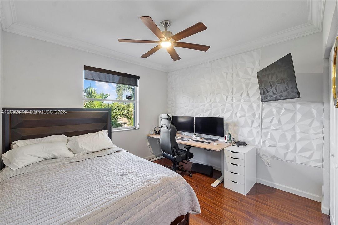 For Rent: $3,700 (3 beds, 2 baths, 1700 Square Feet)