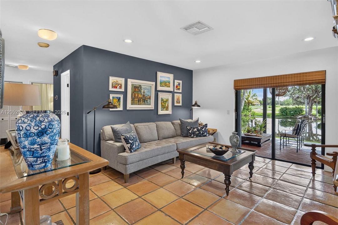 En Venta: $1,475,000 (5 camas, 3 baños, 4303 Pies cuadrados)