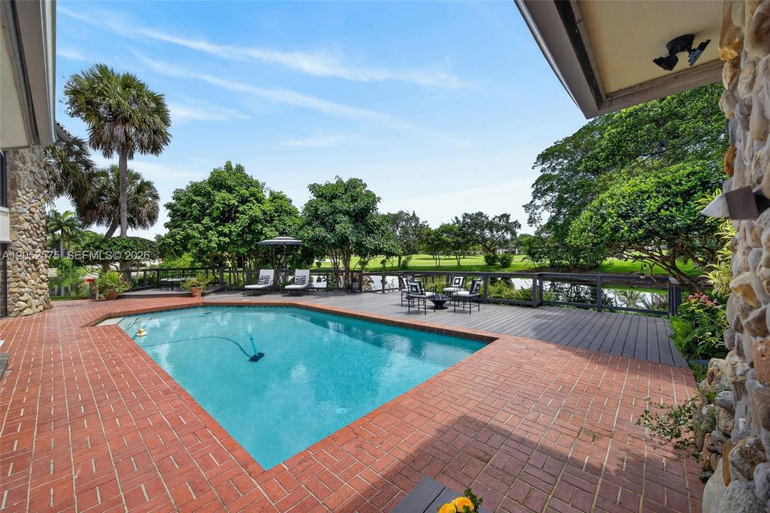 En Venta: $1,475,000 (5 camas, 3 baños, 4303 Pies cuadrados)