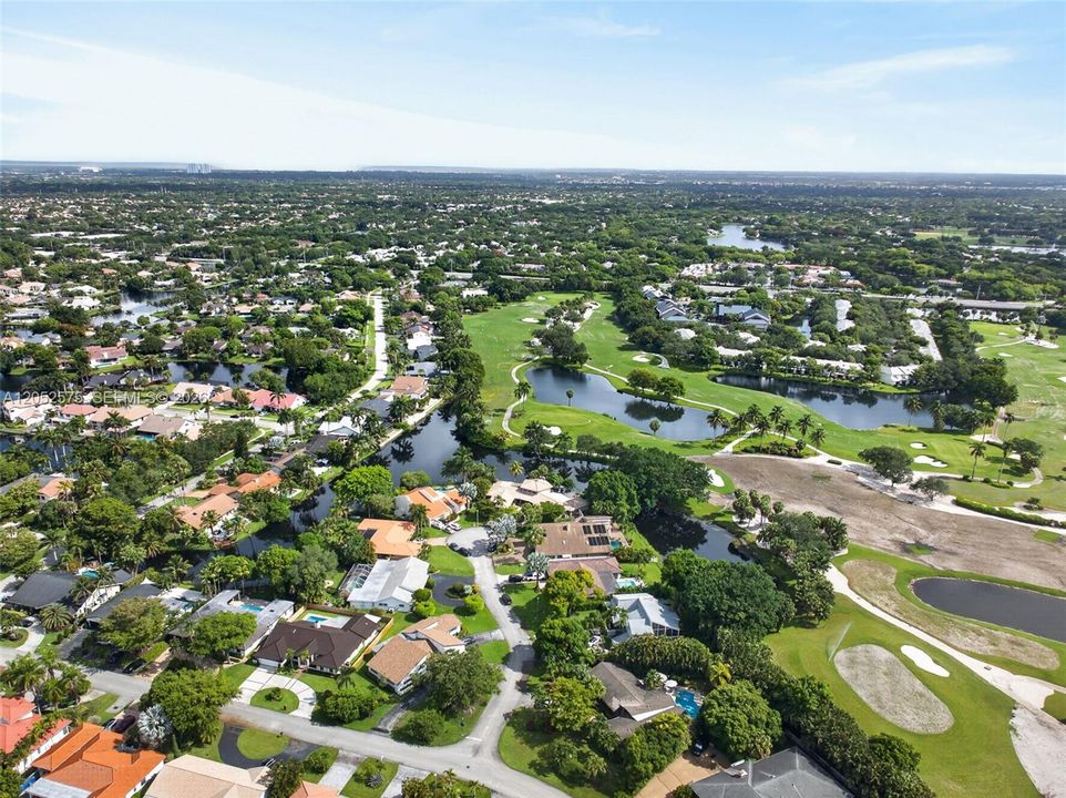 En Venta: $1,475,000 (5 camas, 3 baños, 4303 Pies cuadrados)