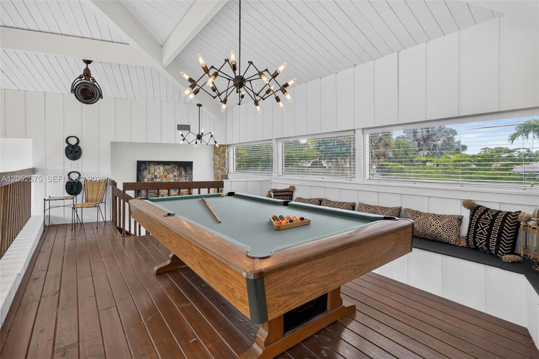 En Venta: $1,475,000 (5 camas, 3 baños, 4303 Pies cuadrados)