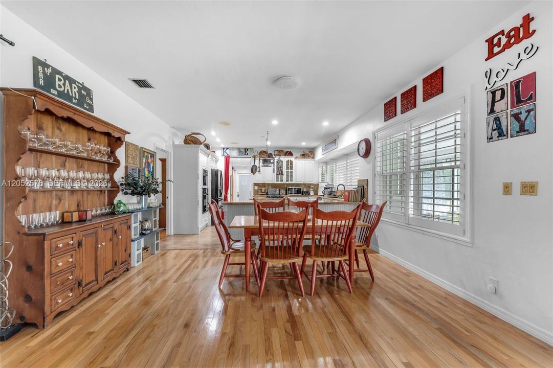 kitchen dining
