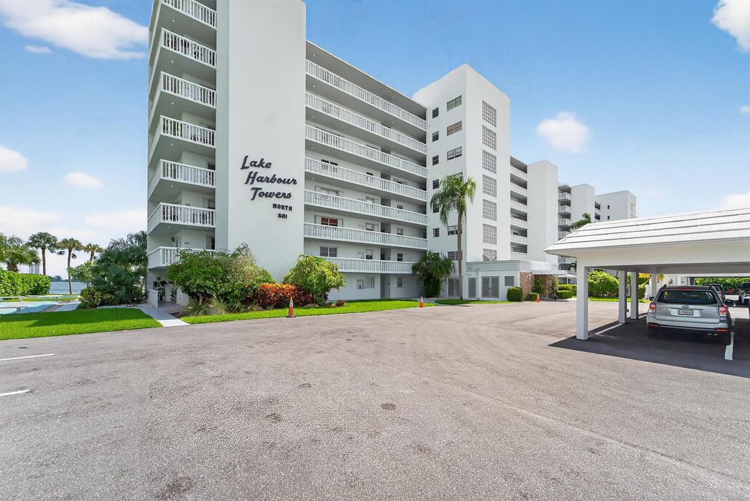 Lake Harbour Towers Parking view