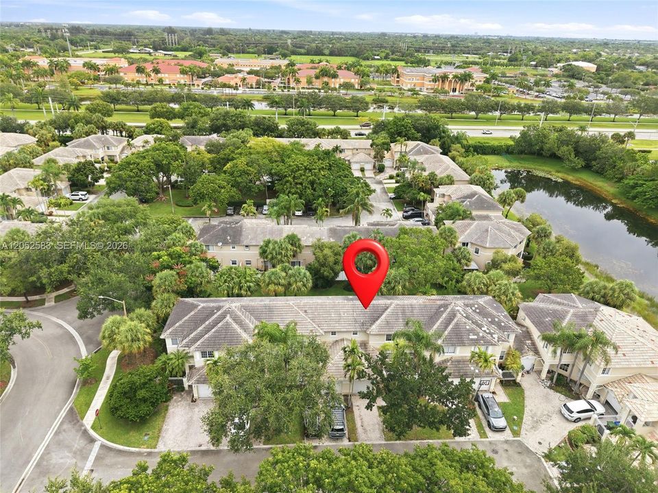 For Rent: $2,800 (2 beds, 2 baths, 1123 Square Feet)