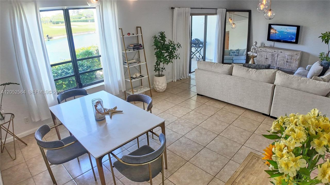 For Rent: $2,750 (1 beds, 1 baths, 1177 Square Feet)