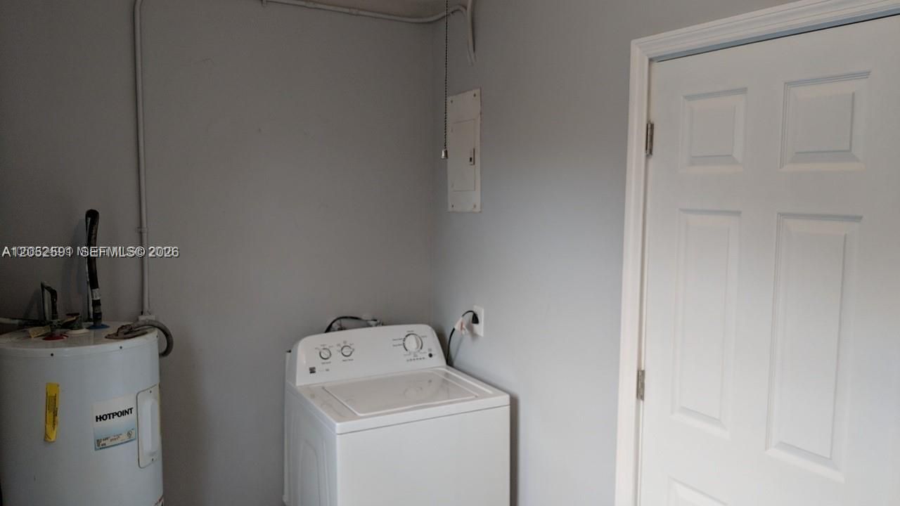 For Sale: $545,000 (3 beds, 2 baths, 1410 Square Feet)